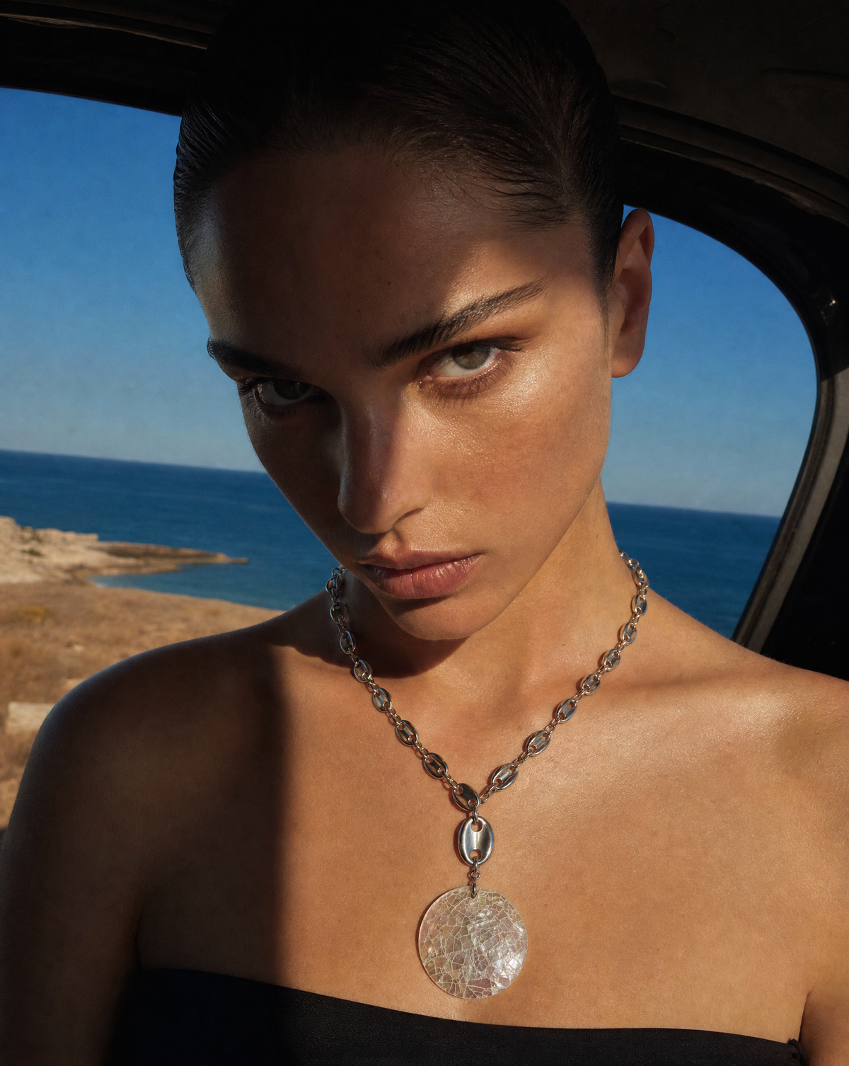 Coastal Glow Shell Necklace | Resort Jewelry