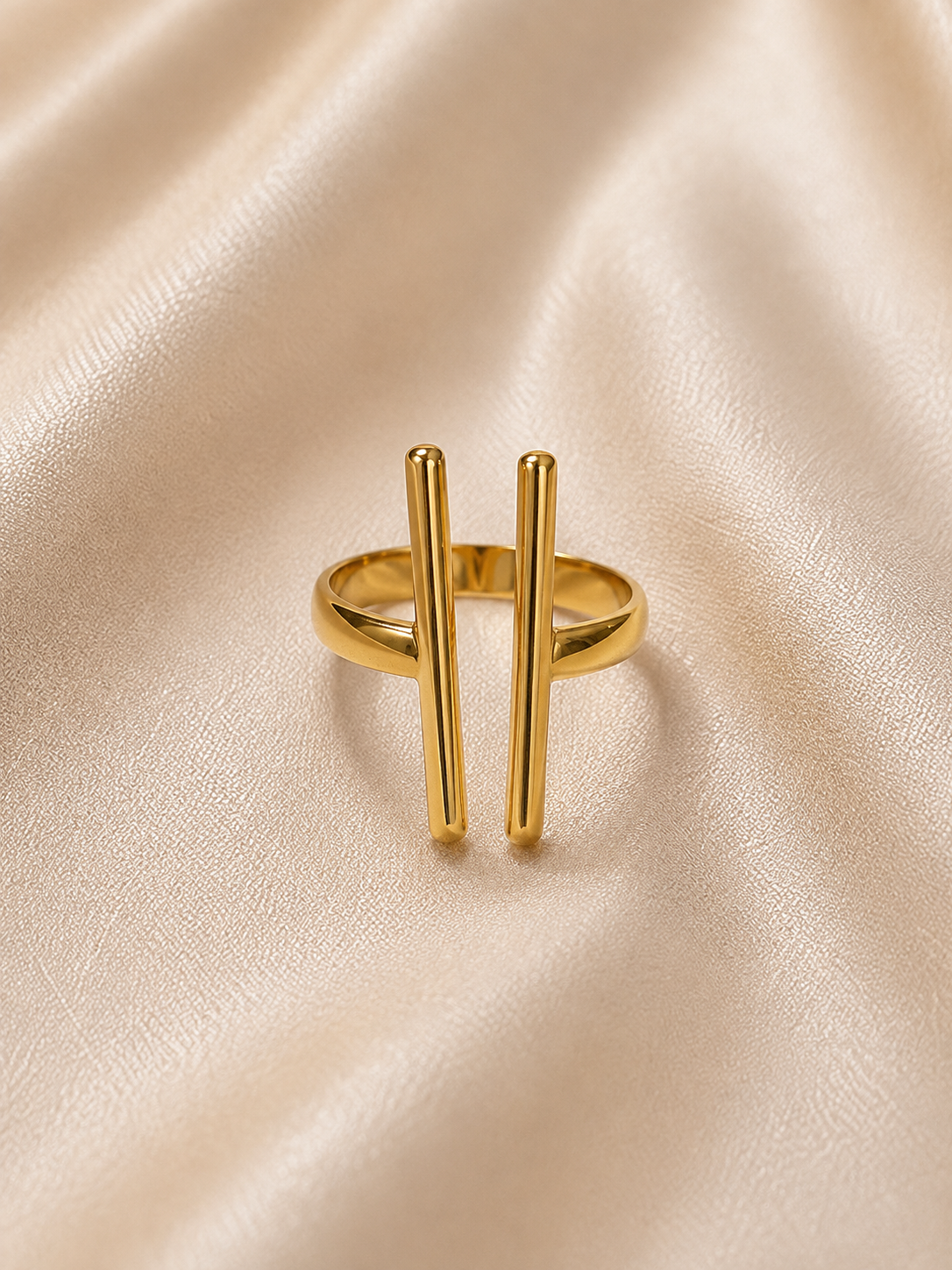 The Signature Bar Ring